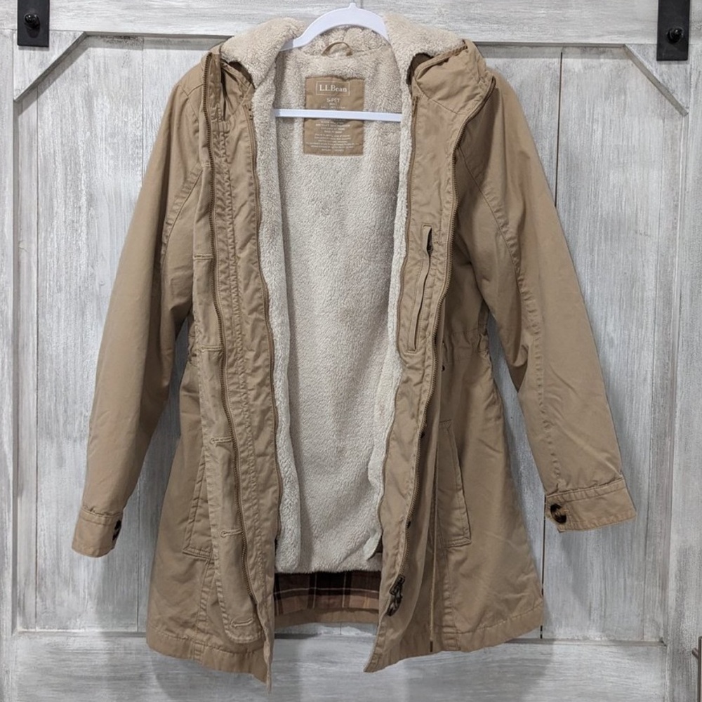 LL Bean Winter Jacket with Removable Fleece Liner Size SP - Picture 3 of 8